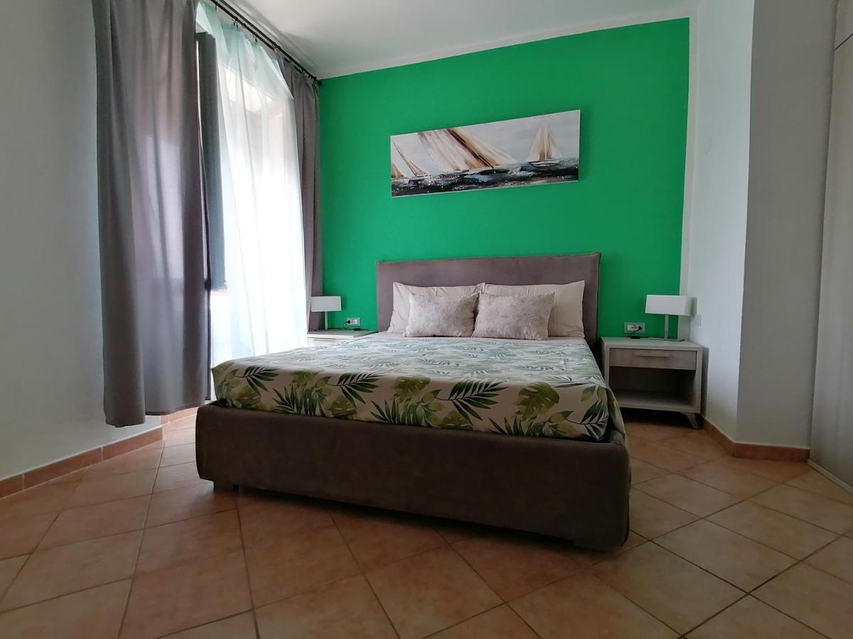 B&B Il Corallo La Maddalena  Kültér fotó