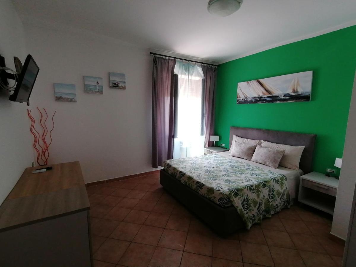 B&B Il Corallo La Maddalena  Kültér fotó