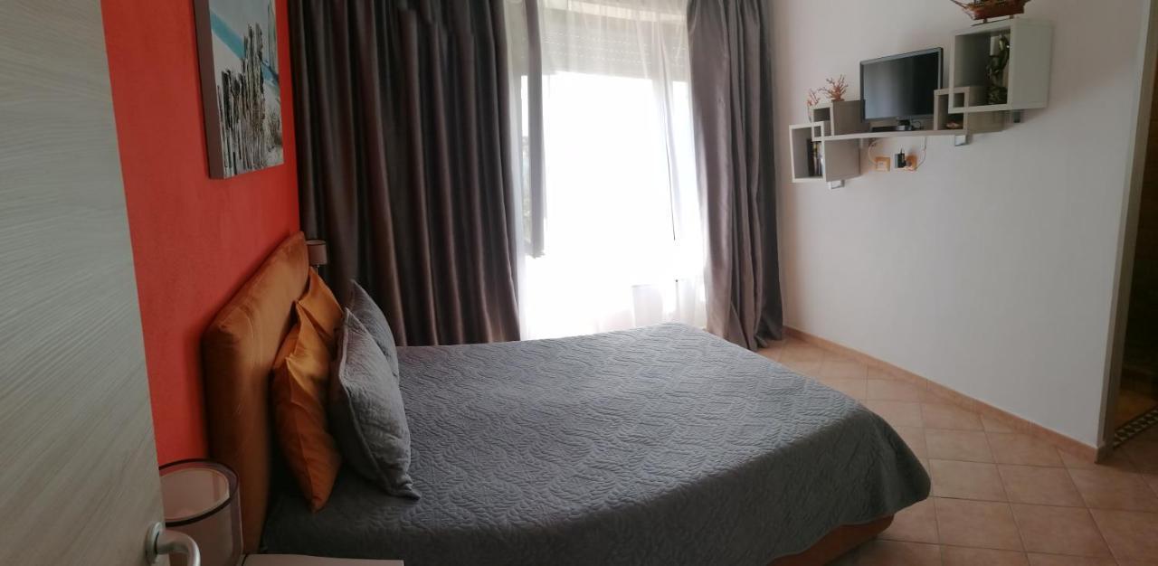 B&B Il Corallo La Maddalena  Kültér fotó